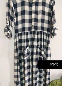 Gingham Dress with Pockets