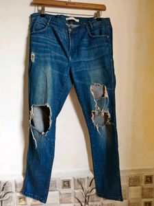 Zara  Ripped Jeans