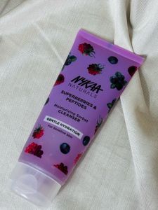 Nykaa Naturals Superberries & Peptides Cleanser