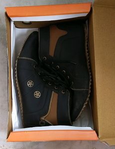 New Branded Boots For Women