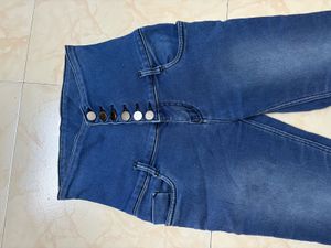 Zola High-Waisted Blue Denim Jeans