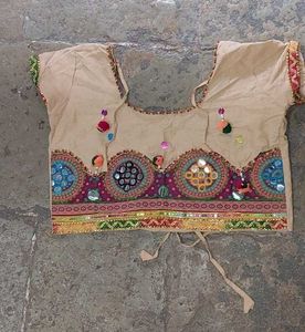 Kathiawadi Lehenga Choli Set