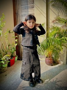 Trendy Black Denim Outfit for Girls
