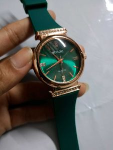Stylish Green and Gold Watch