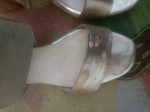Stylish Delco Sandals