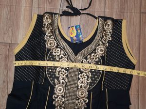 Anarkali Suit With Seleves And Leggings Set 🛍