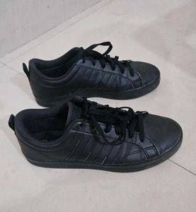 Adidas VS Pace 2.0 black sneakers