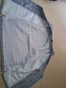 Stylish Grey Checkered Vest