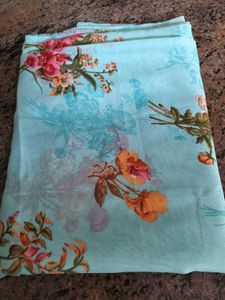 Beautiful Floral Print Saree