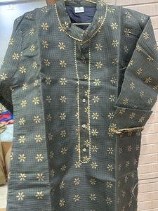Stylish Kurta with Floral Print