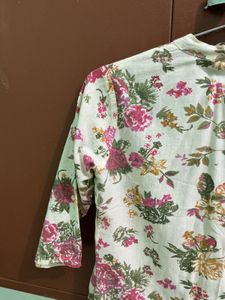 Floral Print Kurta set with leggings