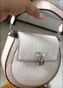 100%AUTHENTIC BRAND NEW  GUESS PURSE