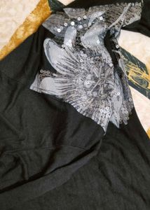 black flower print t shirt
