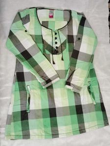 🎀 Plaid Beautiful Tunic Top 😍