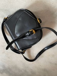 Black Saddle Bag