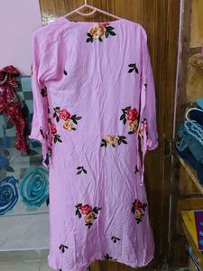 Embroidered Pink Kurta