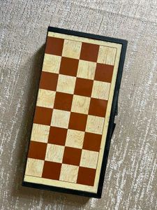 Magnetic Travel Chess Set