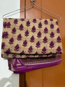 Elegant Golden Beige &amp; Maroon Floral Printed Saree