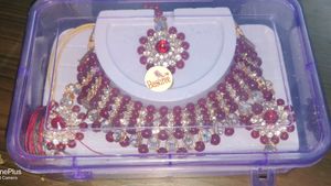 AVEERA BEAUTIFUL CHOKER NECKLACE SET FOR Women 😍