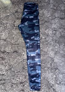 Nike Camo Gym Leggings 🖤🩵