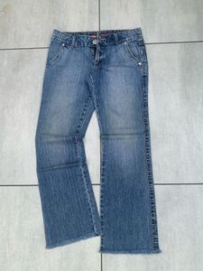 D&G low rise straight fit jeans