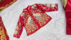 Exquisite traditional skirt and jacket