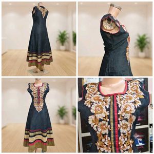 Designer Embroidered Anarkali Kurta