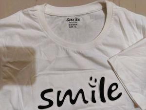 White "Smile" Graphic T-Shirt
