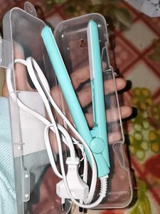 Mini Hair Straightener with Case