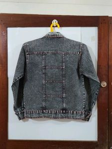Denim Jacket with Graphic Print (boys 8-10y.old)