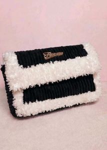 trending korean bag
