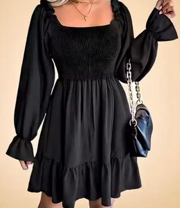 black puff sleeve dress