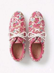 Floral Print Lace-Up Canvas Shoes