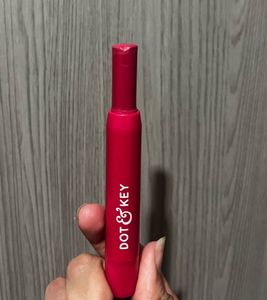 DOT &amp; KEY Lipstick