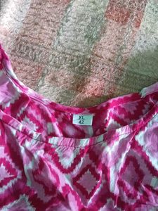 Pink Geometric Print Tank Top
