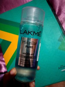 👩🏻‍🎤Lakme Micellar Water (Easy Erase makeup)