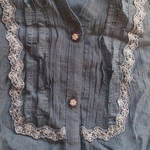 M size top