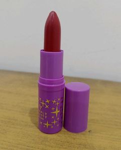 Avon Simply Pretty lipstick - Holly Red