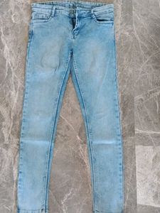 Light Wash Skinny Jeans