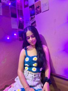 Crochet Daisy Crop Top