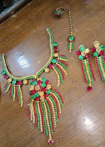 Vibrant Ethnic Jewellery Set