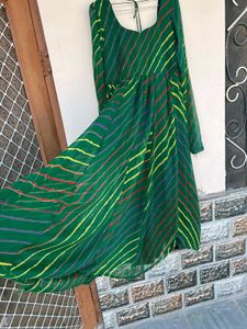 Green lahriya kurta With dupatta