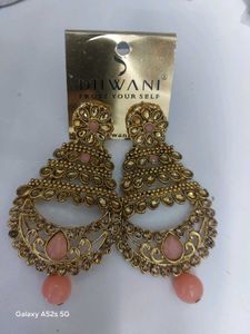 Elegant Gold &amp; Pink Chandelier Earrings