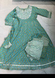 Beautiful Teal Ethnic Kurta Set