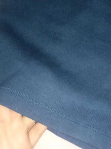 Ribbed,navy blue tank top
