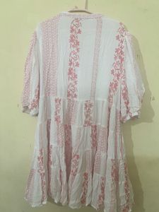 White &amp; Pink Embroidered Tiered Kurta