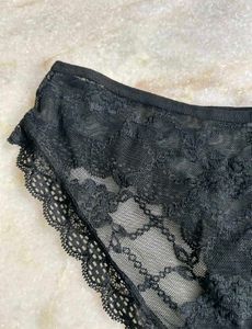 Lace Panties - Red &amp; Black
