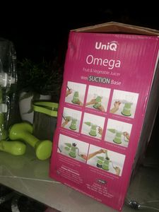 🎉Price Negotiable 🎁 UniQ Omega Mini Hand Juicer