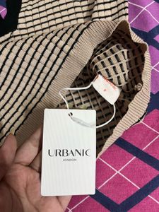 Striped Halter neck crop top - Urbanic London