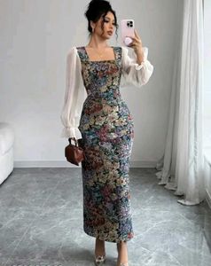 Floral Print Square Neck Dress